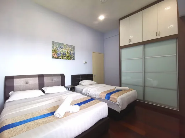 شقة سوبيريور بسريرين منفصلين وسريرين كوين بإطلالة على المدينة بشرفة بـ3 غرف نوم، Sunset & Seaview Vacation Condo City Centre @ IMAGO Shopping Mall 1/3
