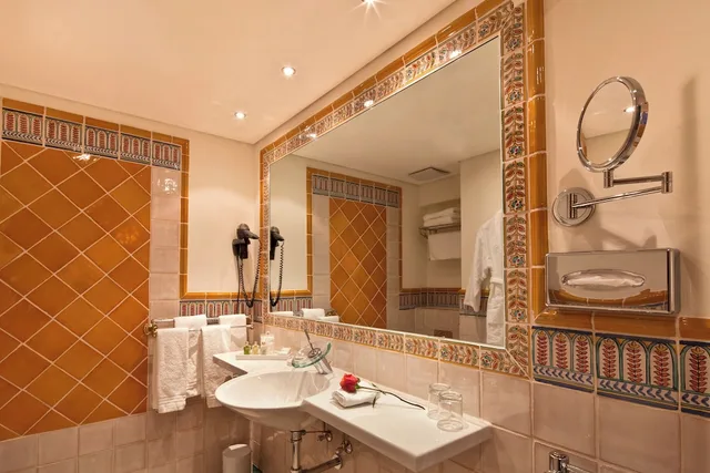 شقة بسرير كوين مع أريكة، Hotel La Casa Tubingen 2/2