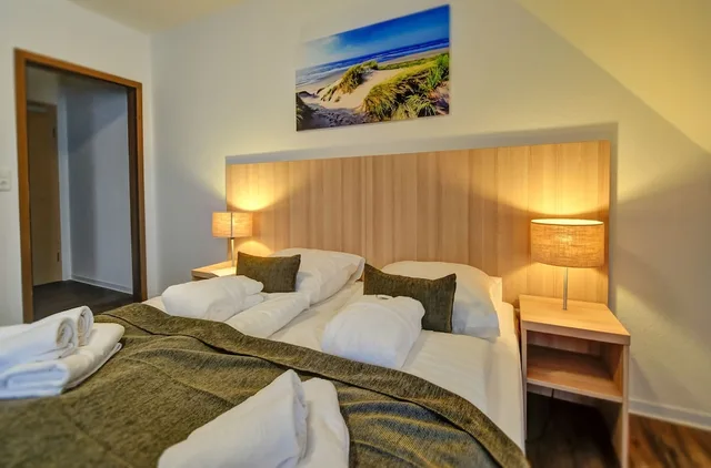 غرفة كومفورت بسرير مزدوج بمطبخ صغير، Hotel Sonneninsel Fehmarn 2/3