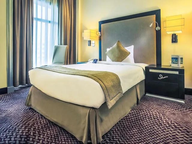 Standard, Queen Bed, Mercure Gold Hotel Jumeirah By Accor 4/10