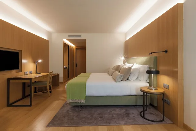 غرفة كلاسيكية بسريرين منفصلين، NEYA Porto Hotel 1/3