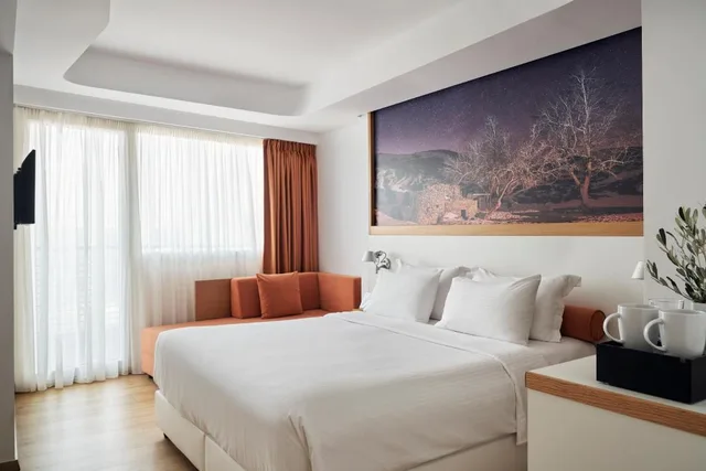 Pop, Single Bed, City View، Olive Green Hotel 2/3