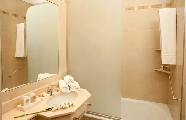 Standard, Twin Beds, Hotel Centro Naval 6/6