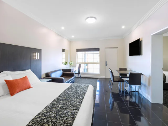 غرفة سوبيريور بسريرين كوين، Mercure Goulburn 2/10