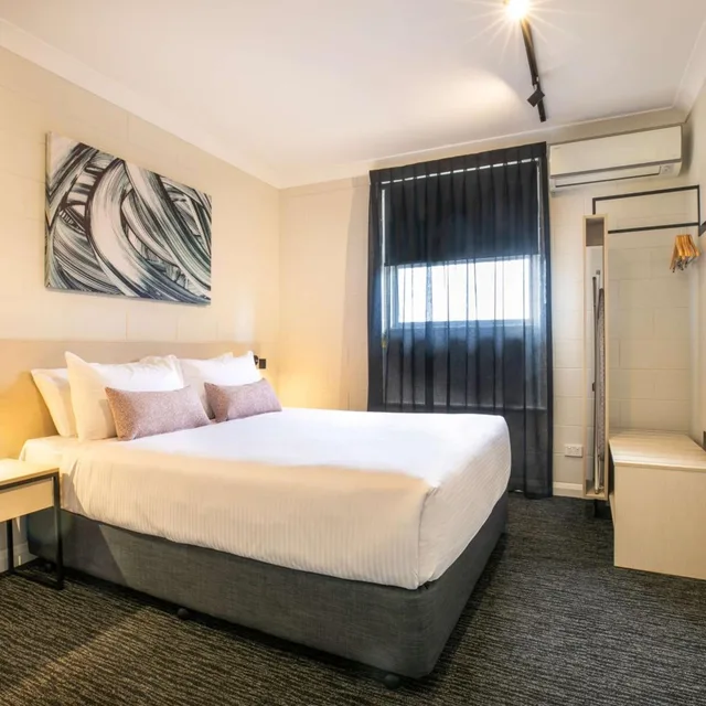 غرفة عائلية بغرفتي نوم، Hendon Hotel 1/10