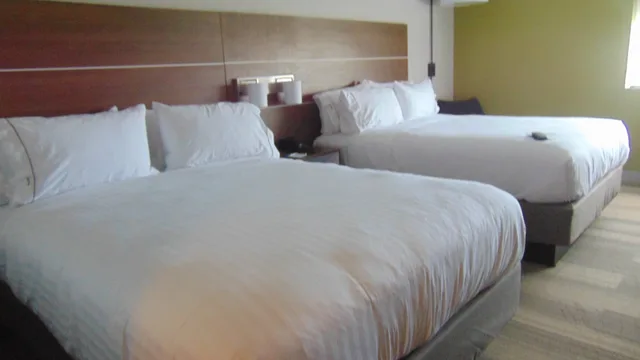 جناح بسريرين، Holiday Inn Express Suites Wapakoneta 1/4
