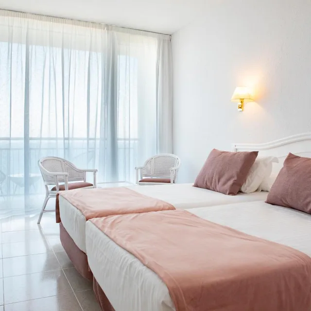 غرفة بانورامية كلاسيكية بسرير مزدوج، Hotel Aromar 3/10