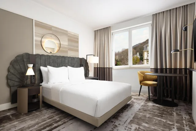 غرفة بسرير كينج وسرير كوين، Hilton Heidelberg 4/6