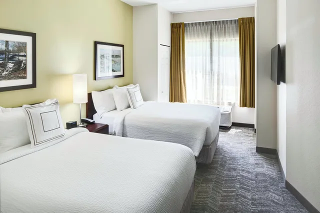 جناح بسريرين مزدوجين، SpringHill Suites Milford 1/3