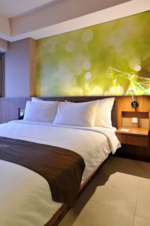 Splendid, King Bed، Midtown Hotel Surabaya 2/3