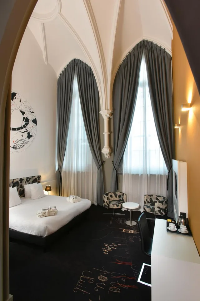 Deluxe, Double Bed, Hotel Dream 7/10