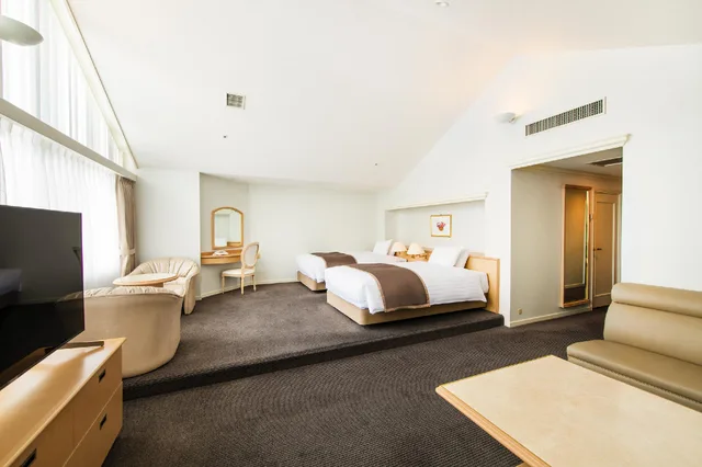 جناح جونيور بأربعة أسرّة، Rusutsu Resort Hotel And Convention 2/2