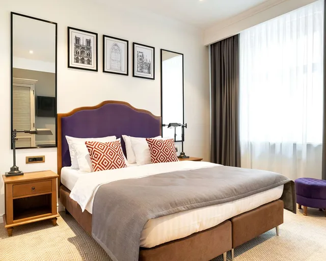 غرفة قياسية بسرير كوين، Best Western Plus Market Square Lviv 4/6