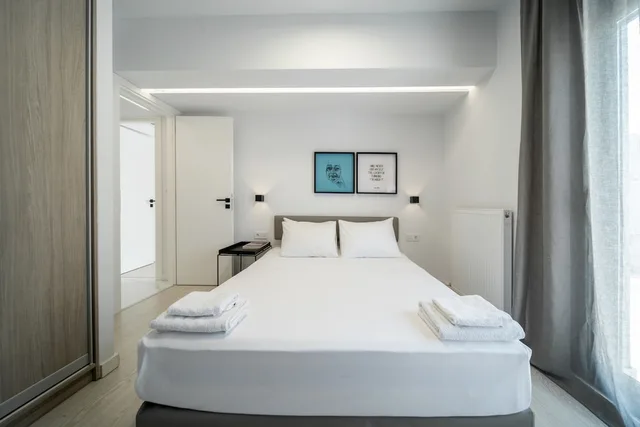 شقة فاخرة بسريرين مزدوجين بشرفة بـ3 غرف نوم مع أريكة، Heritage Boutique Apartments 4/9