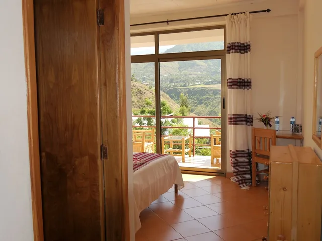 غرفة قياسية بسرير كوين بإطلالة على الجبل بشرفة، Sora Lodge Lalibela 6/10