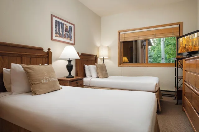 2 Bedrooms, Condo, Villa, King and Twin Beds, Sofa، Villas At Snowmass Club A Destination Residence 1/3