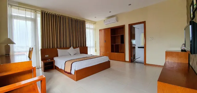 غرفة سوبيريور بسرير مزدوج بشرفة، Queen Hotel Ninh Binh 1/2