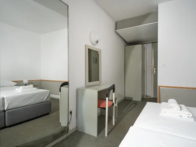 غرفة اقتصادية بسرير مزدوج أو سريرين منفصلين بشرفة، Hotel Miran Pirovac 3/10