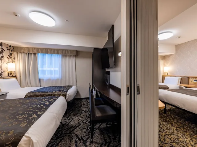 غرفة متصلة بأربعة أسرّة، APA Hotel & Resort Osaka Namba Ekimae Tower 1/6