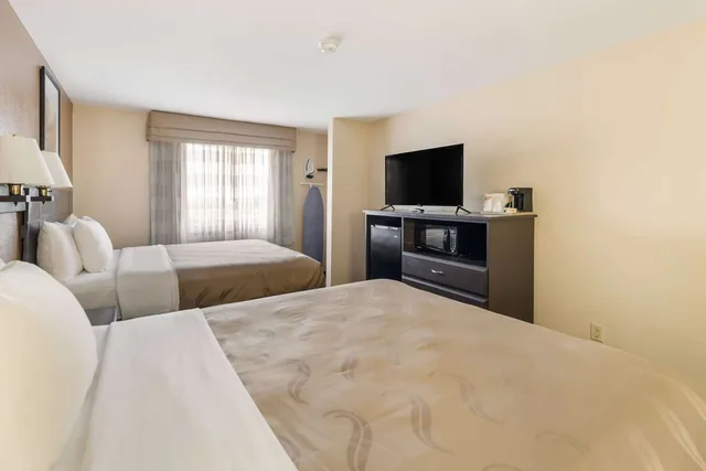 غرفة بسريرين كوين، Quality Inn Clovis 2/4