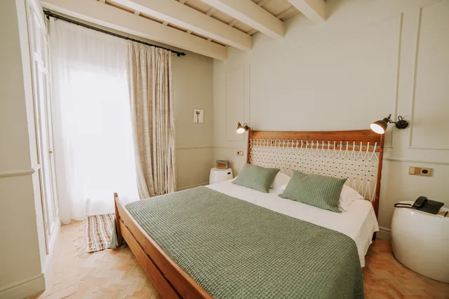 Room, King Bed, Hotel Can Sastre 1/8