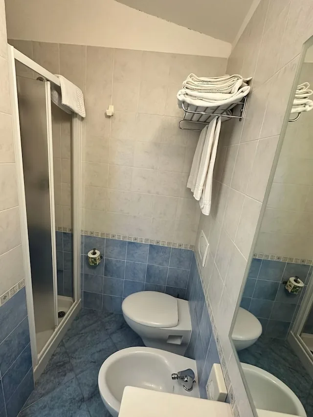 Economy, Triple, 1 Double and 1 Single Bed, Hotel Piccinelli 4/4