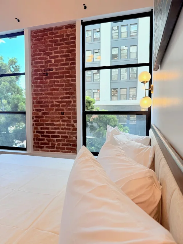 غرفة ديلوكس بسرير كينج، The Beau Hotel Downtown San Diego Gaslamp Quarter 7/10