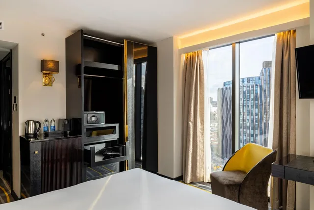 جناح بسرير كوين، Leonardo Hotel London Aldgate - Formerly Hotel Saint 3/4
