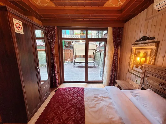 غرفة بسرير مزدوج بشرفة، Saruhan Hotel 1/10