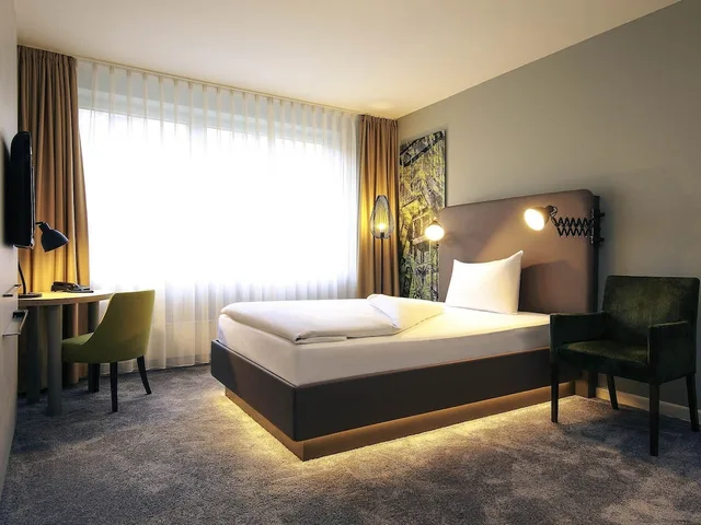 غرفة قياسية مفردة، Mercure Hotel Plaza Essen 6/18