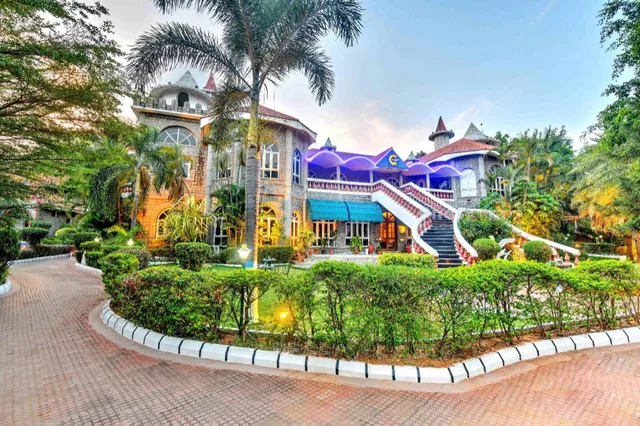2 Bedrooms, Villa, 2 King Beds, Garden View, 2 Bathrooms، Celebrity Resort 1/1