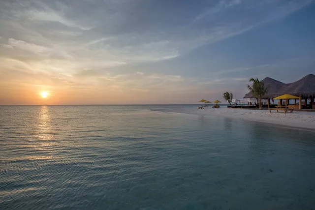 Drift Thelu Veliga Retreat، Male 32/50