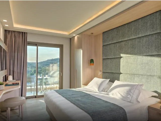 غرفة مفردة بإطلالة على الجبل، Amada Colossos Resort 1/3