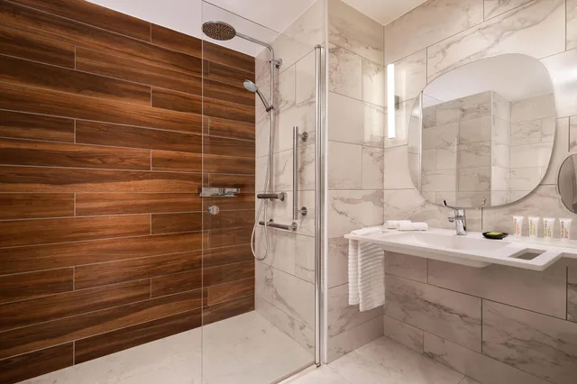 غرفة كلاسيكية بسرير كينج، LE MERIDIEN NICE 5/5