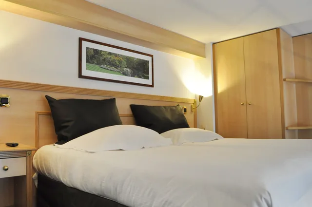 Business, Suite, Double Bed, Westotel Nantes Atlantique 1/4