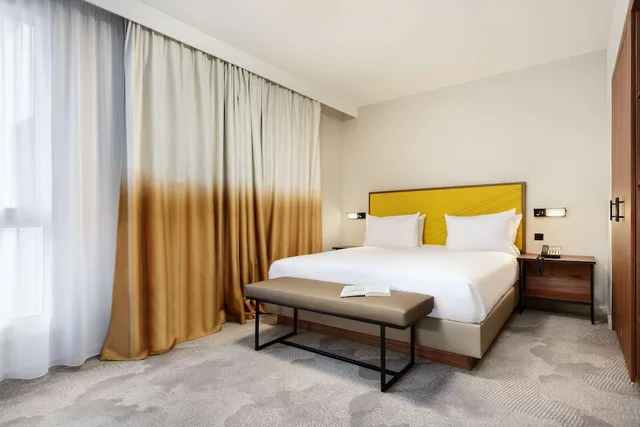 Suite, King Bed, Hyatt Place Paris Charles De Gaulle Airport 2/4