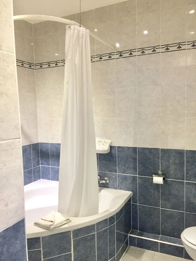 غرفة ثلاثية بسرير مزدوج وسرير فردي، Lepante Hotel 9/9