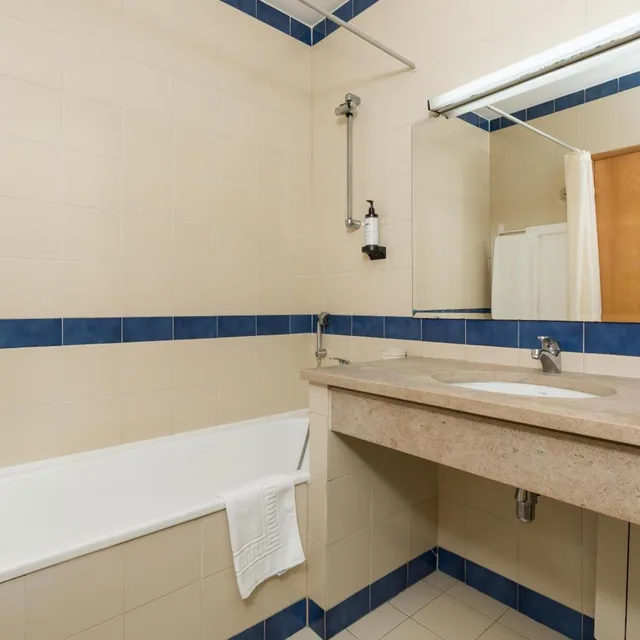 غرفة قياسية بسريرين منفصلين، Hotel do Parque 4/4