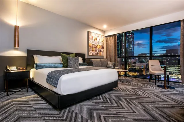 غرفة تنفيذية، Rydges Perth Kings Square 1/3