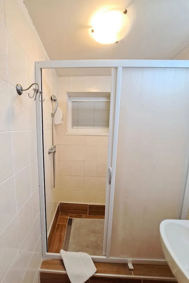Room, Quadruple, Queen and Twin Beds, Penzion Al Corso 7/9