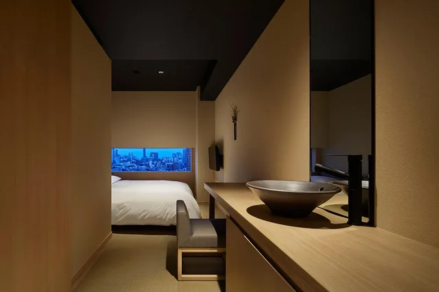 غرفة بسرير نصف مزدوج بإطلالة على المدينة، ONSEN RYOKAN YUEN SHINJUKU 4/4