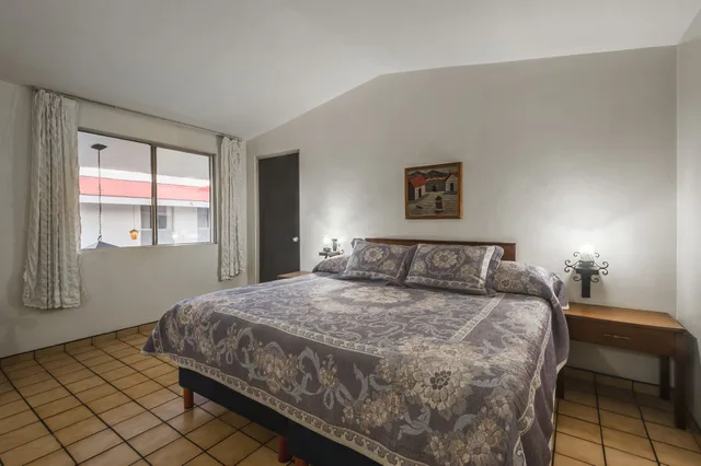 Standard, Double Bed, Hotel Isabel 1/10