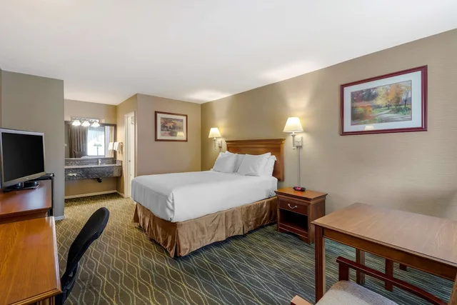 غرفة قياسية بسريرين مزدوجين، Best Western La Posada Motel 7/10