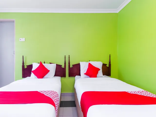 غرفة ديلوكس بسريرين منفصلين، Oyo 746 Hotel Comfort 1/4