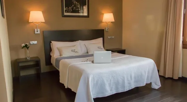 Room, Double Bed, Hotel El Sueno De Jemik 4/10