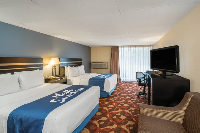 غرفة بسريرين كوين، Days Inn By Wyndham Carlisle North 2/5