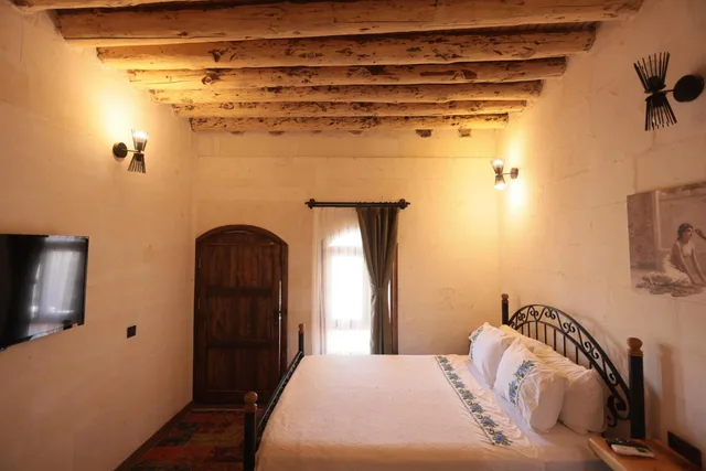 غرفة ثلاثية بإطلالة على الحديقة، Astarte Hotel 4/10