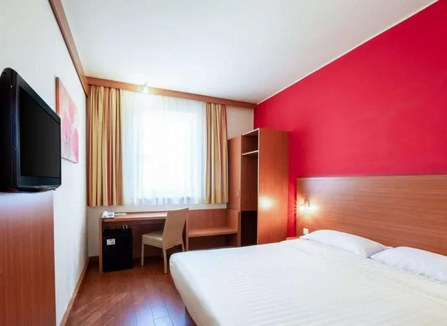 غرفة قياسية بسرير مزدوج، City Hotel Budapest 2/5