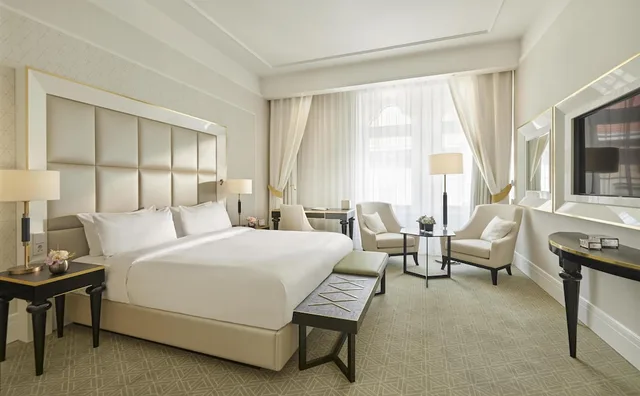 Premium, King Bed, Parisi Udvar Budapest-Unbound Collection By Hyatt 1/10