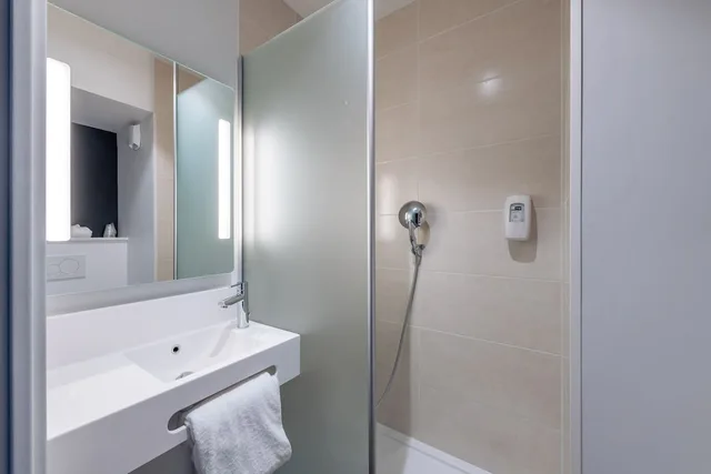 غرفة ثلاثية، B&B HOTEL Nice Aeroport Arenas 3/5